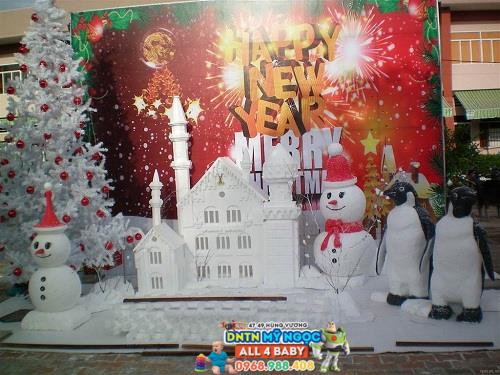 Mô hình ông già Noel bơm hơi tự động cao 180cm có đèn Led MHBHX #34 Mô hình ông già Noel bơm hơi tự động cao 180cm có đèn Led MHBHX